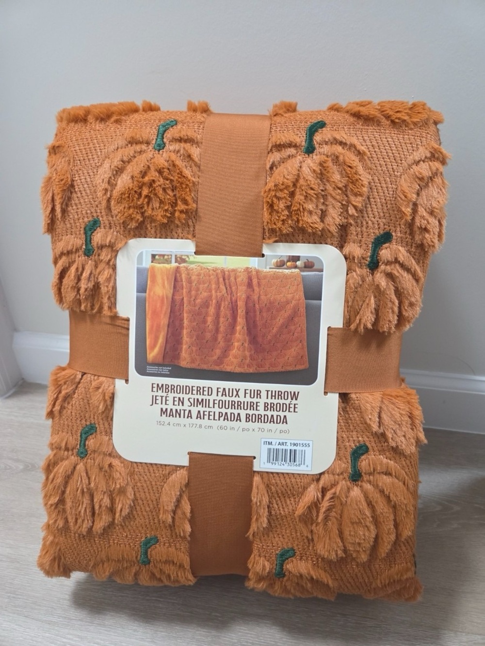 Costco Halloween Pumpkin Embroidered Faux Fur Throw Blanket 60x70 NWT ViralCostc